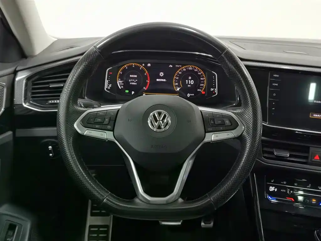 Volkswagen Tayron X 2020 330TSI 2WD Premium Smart Edition фото 11
