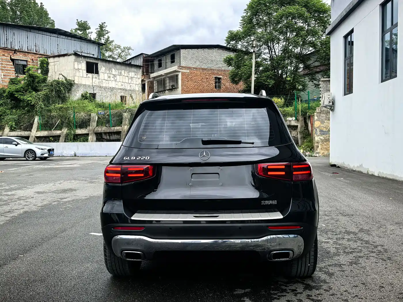 Mercedes-Benz GLB 2025 Model GLB 220 Fashion Style фото 10