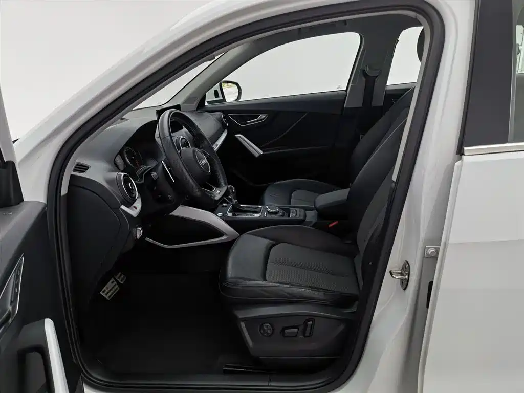 Audi Q2L 2018 35 TFSI Fashion Elegance China V фото 10