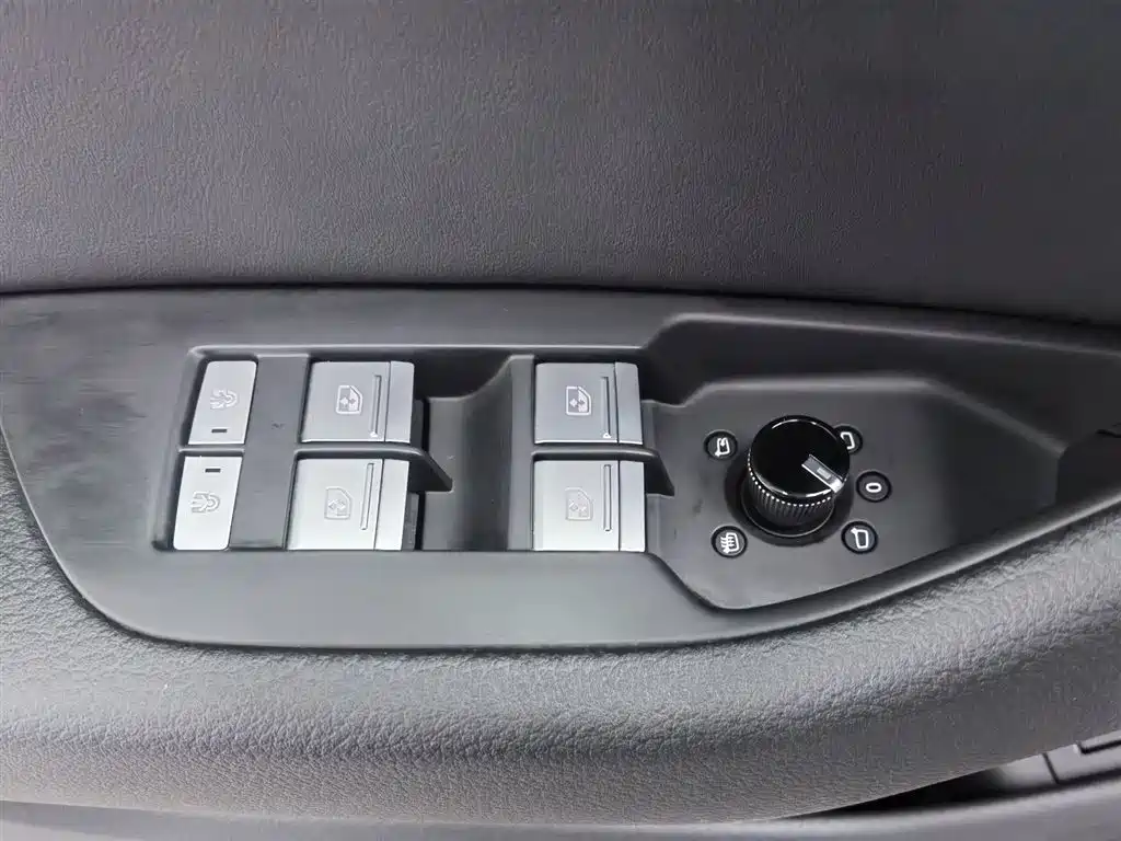 Audi A6L 2024 45 TFSI quattro Premium Elegance фото 9