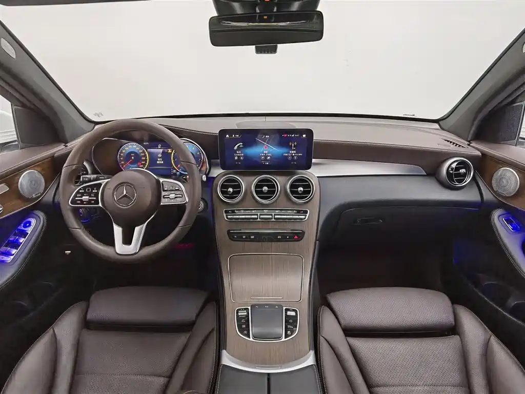 Mercedes-Benz GLC 2021 GLC 300 L 4MATIC Sporty фото 5