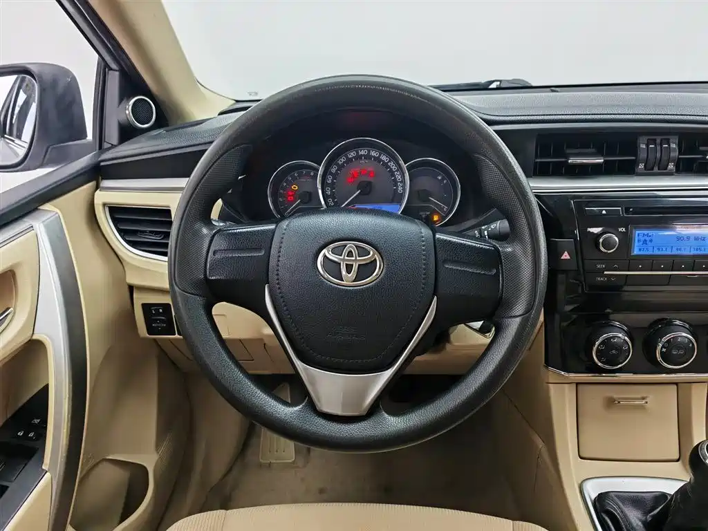 Toyota Corolla 2014 1.6L Manual GL фото 11
