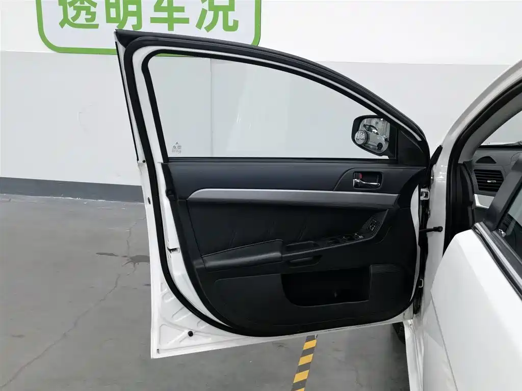 Mitsubishi Lancer EX 2015 1.8L Manual Premium Edition China V фото 8