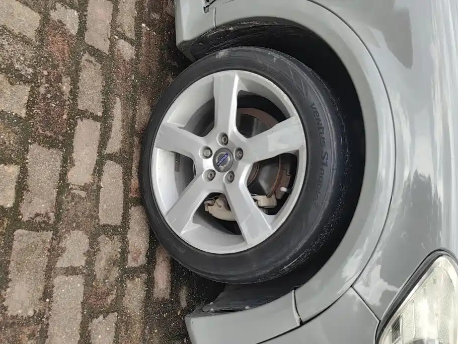 Volvo C30 2012 2011 Model 2.0 R-Design