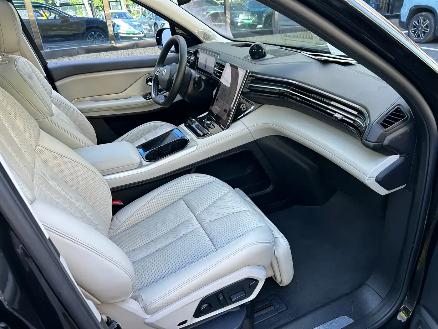 NIO ES8 2018 2018 Founder Edition