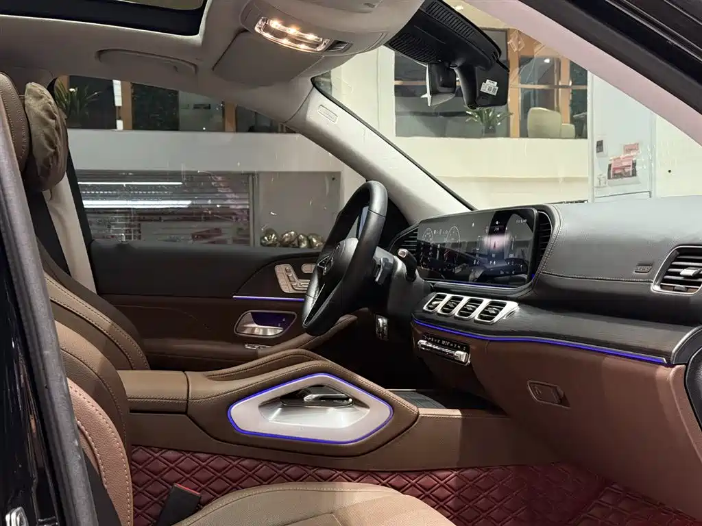 Mercedes-Benz GLE 2025 GLE 450 4MATIC Luxury фото 19