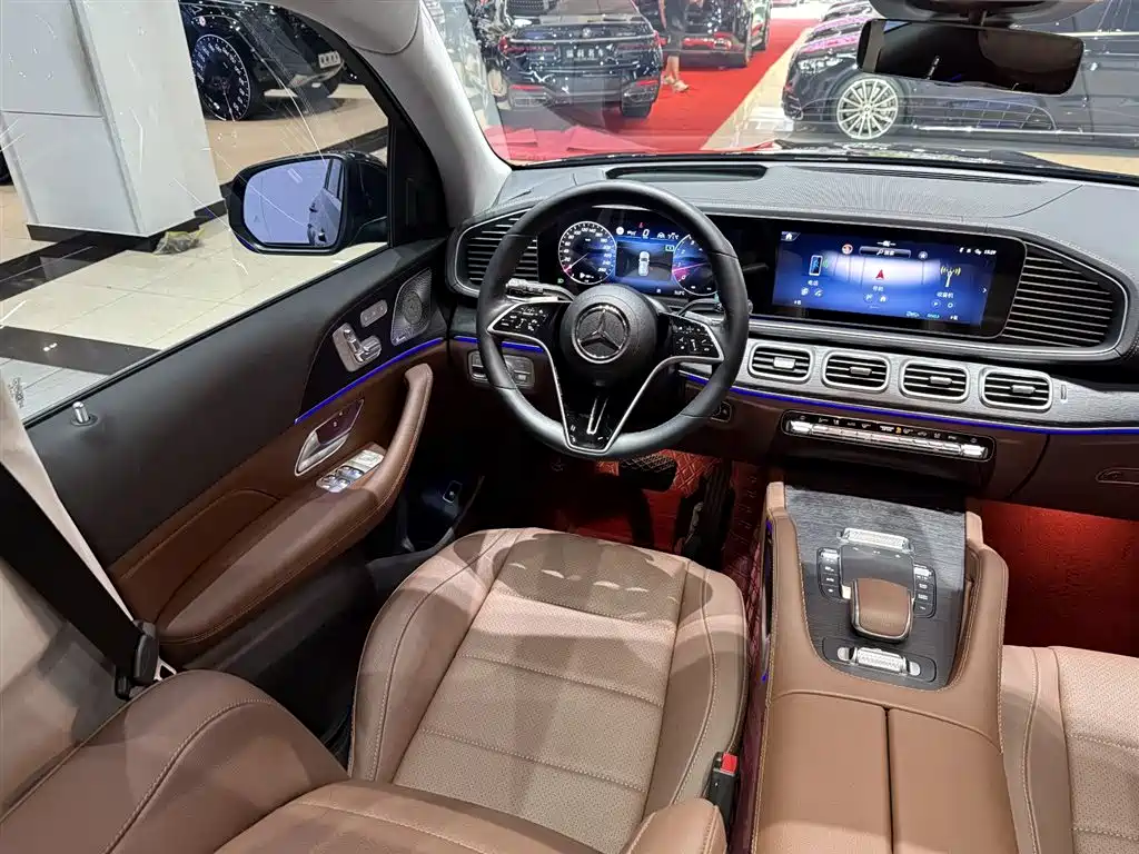 Mercedes-Benz GLE 2025 GLE 450 4MATIC Luxury фото 21