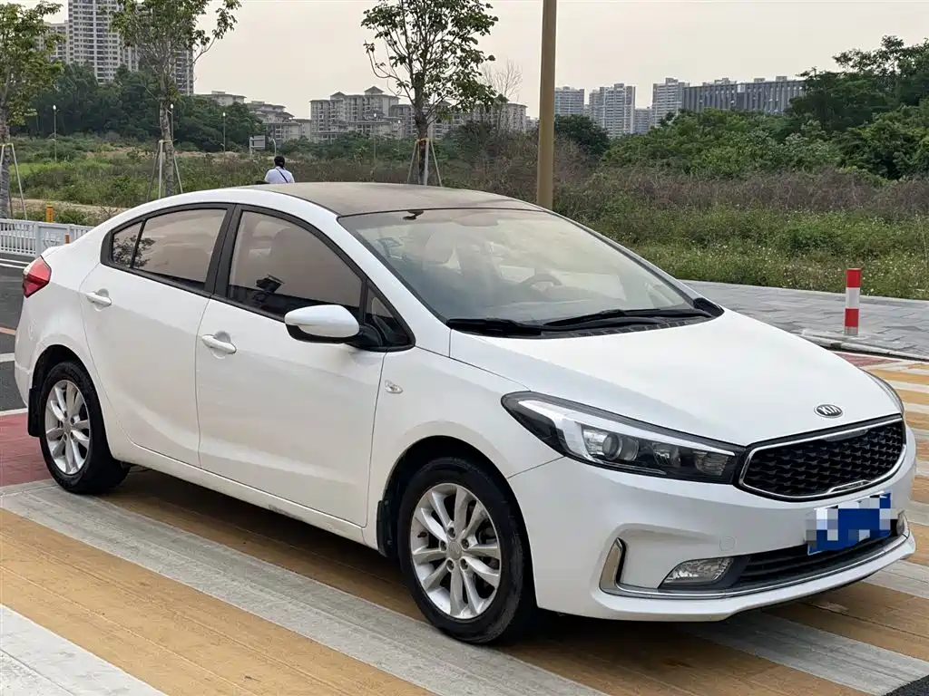 Kia K3 2016 1.6L Automatic GL фото 2