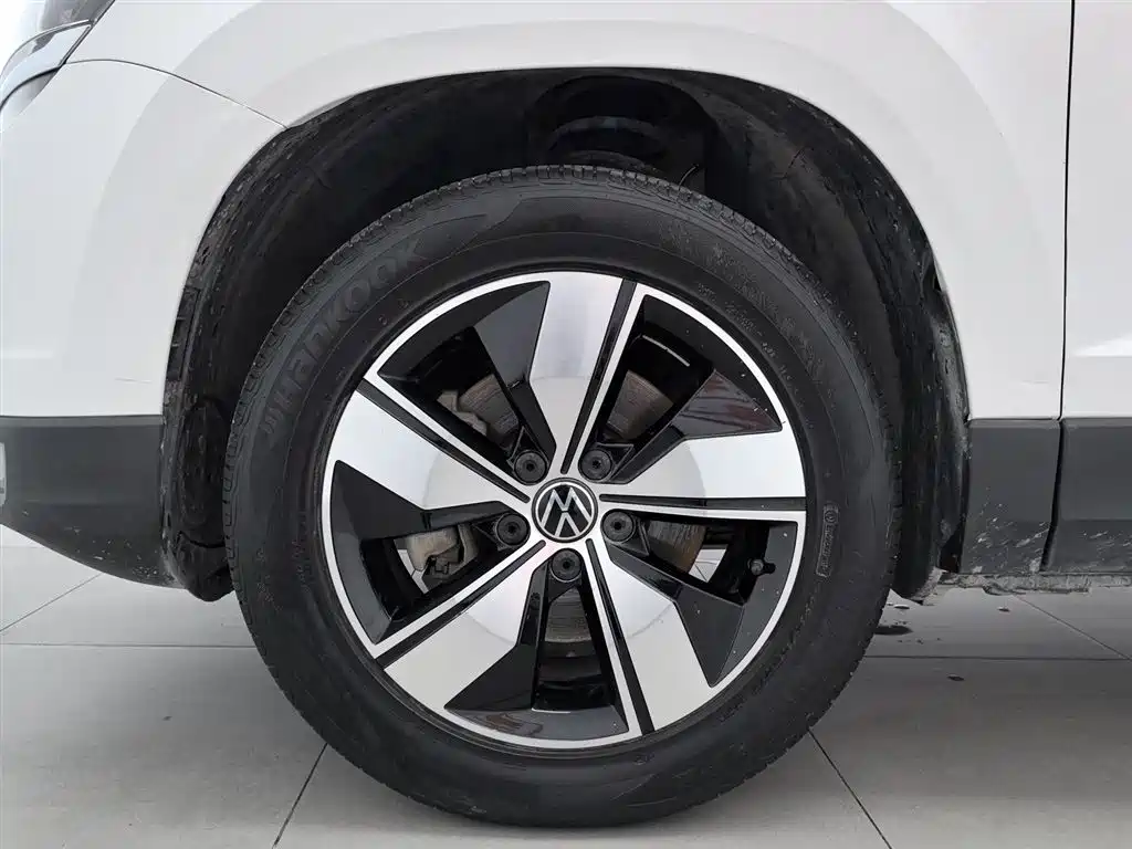 Volkswagen Tharu 2021 Model 280TSI 2WD Comfort Edition фото 17