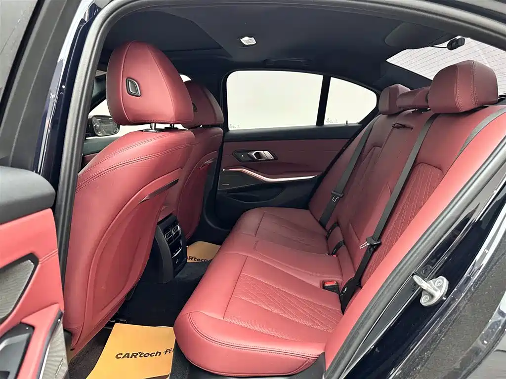 BMW 3 Series 2023 325i M Sport Black Night Package фото 9