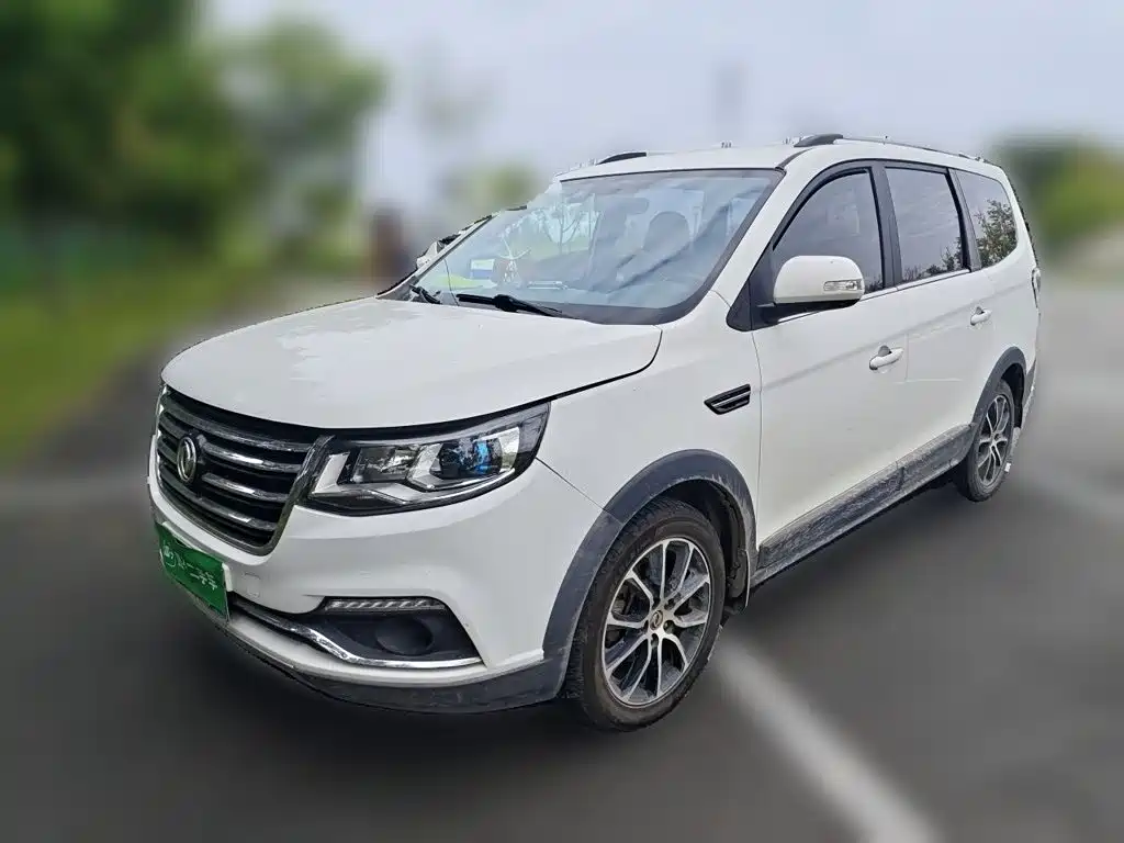 Photo 2 - Dongfeng Fengxing Fengxing SX6