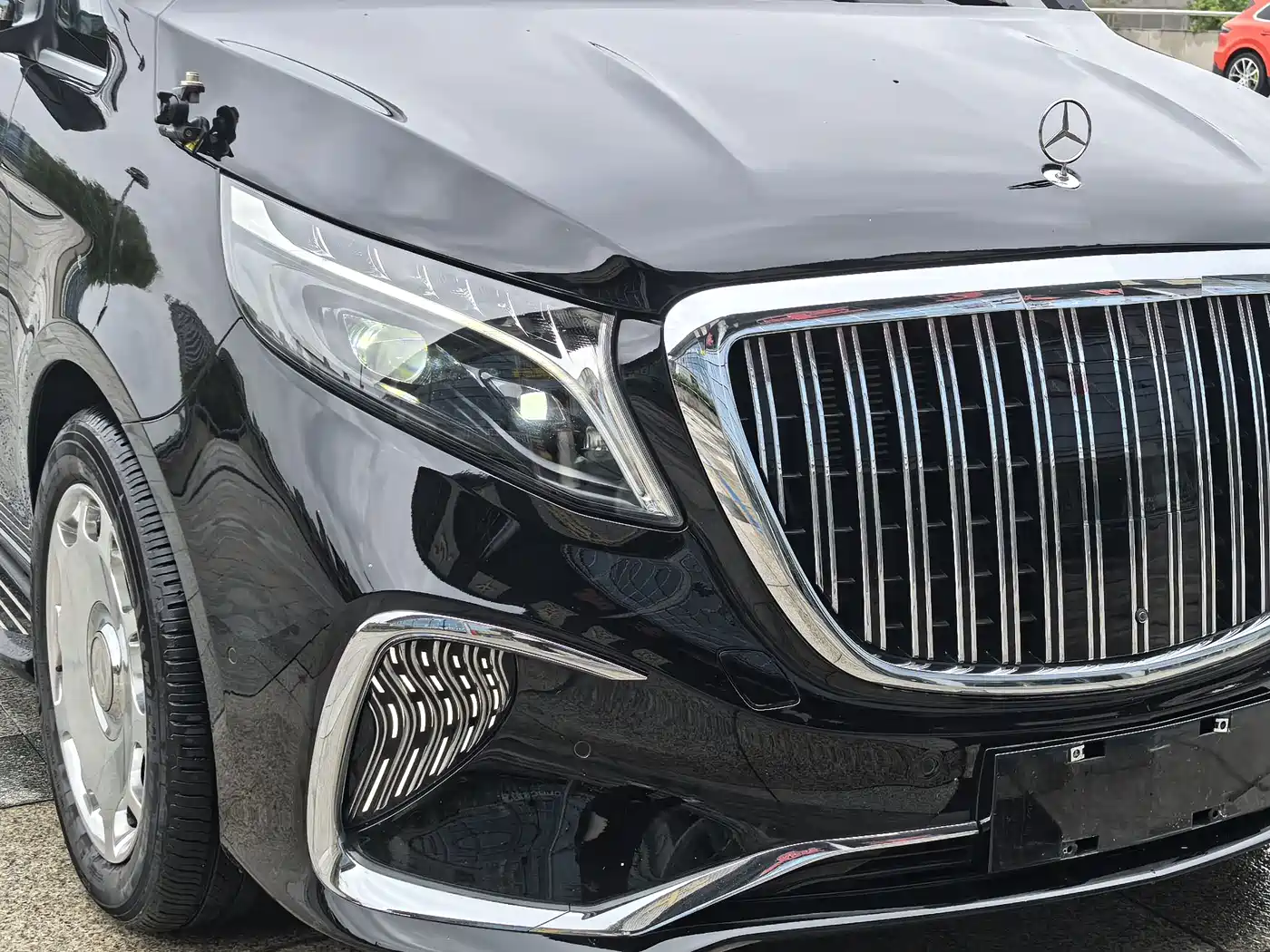 Mercedes-Benz V-Class 2022 V 260 L Long Wheelbase Prestige Edition фото 6