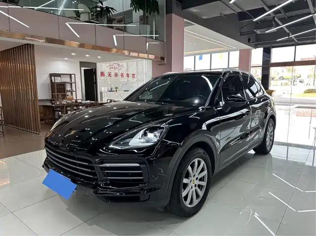 PORSCHE CAYENNE