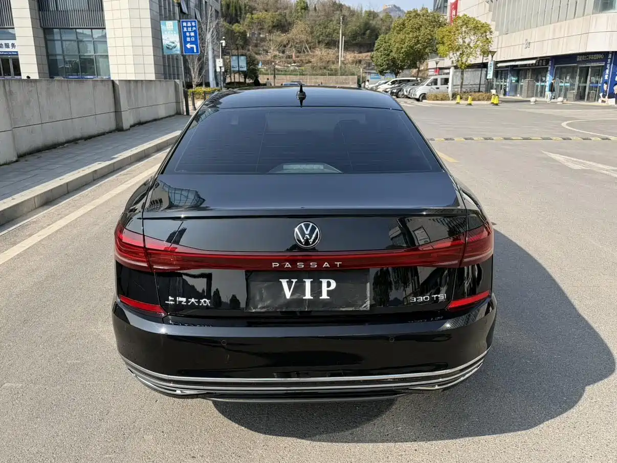 Volkswagen Passat 2023 Facelift 330TSI Elite Edition фото 5