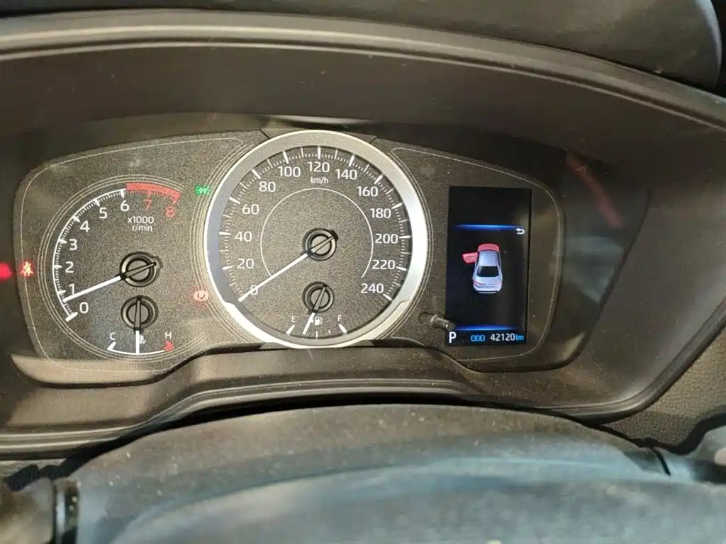 Toyota Levin 2021 185T CVT Luxury Edition фото 8