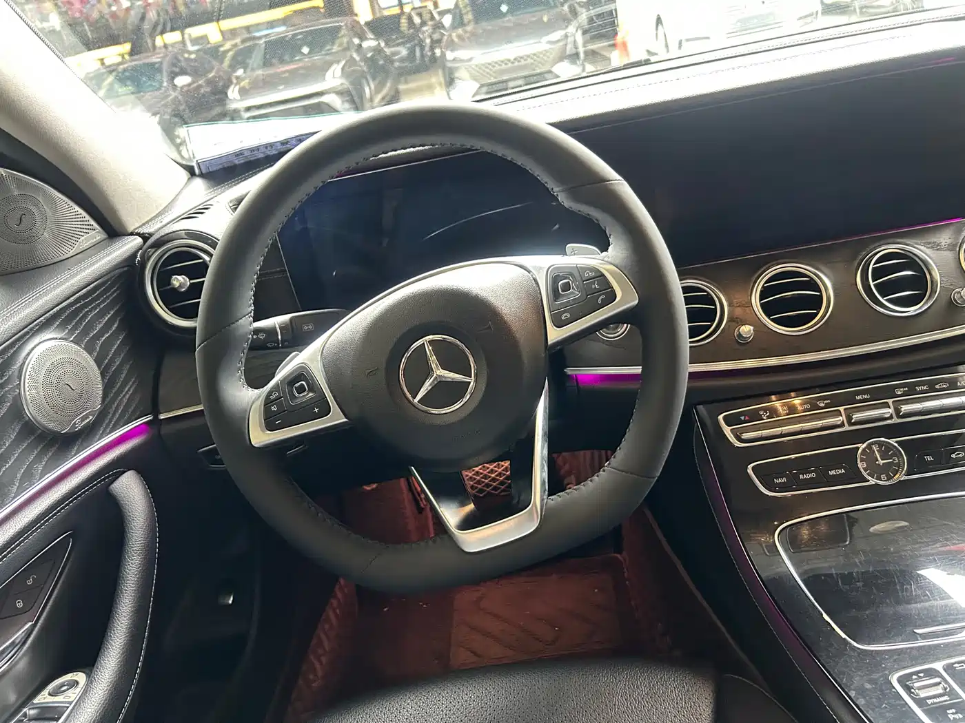 Mercedes-Benz E-Class 2016 E 200 L Sport Type фото 13
