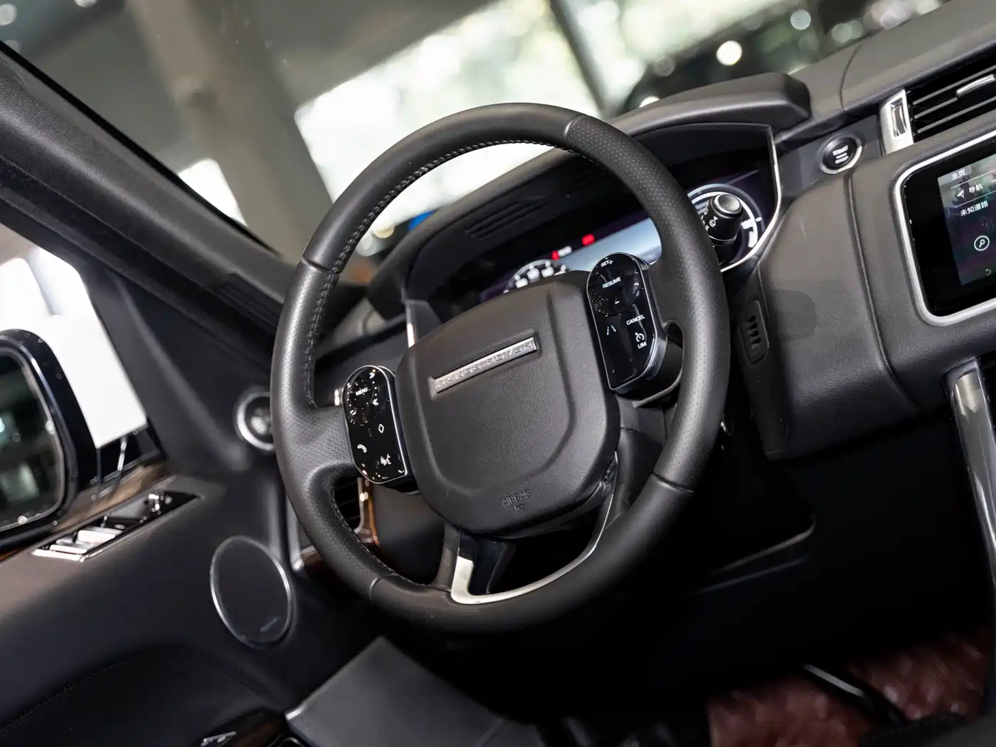 Land Rover Range Rover Sport PHEV 2018 Model P400e фото 12