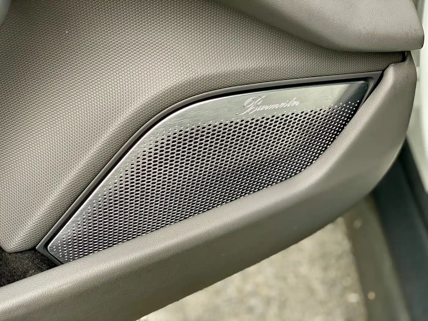 Porsche Taycan 2019 Taycan 4S фото 14