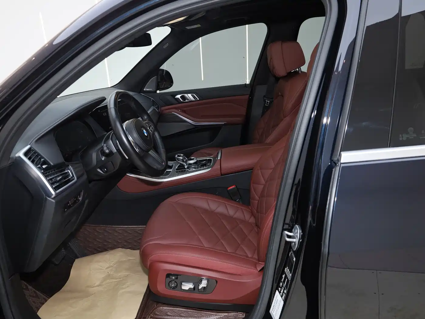 BMW X5 2022 Facelift xDrive 40Li M Sport Package фото 29
