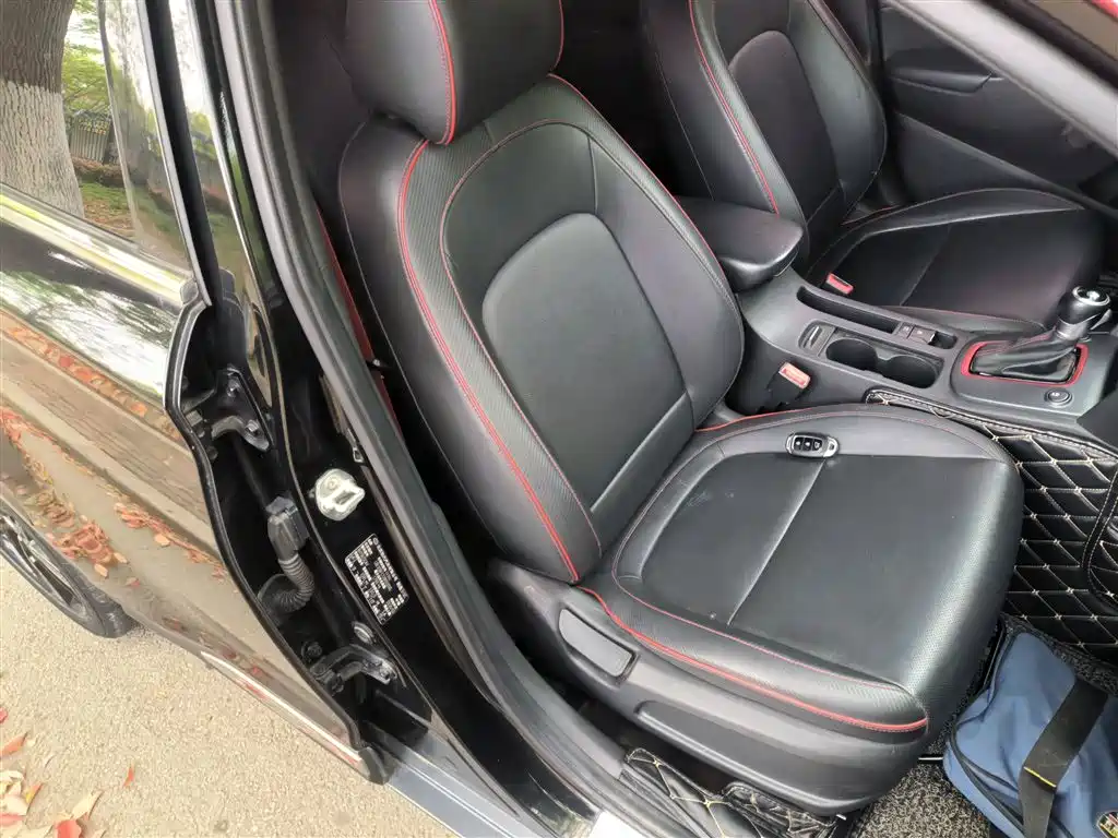 Hyundai ENCINO 2018 1.6T DCT ZhiPao Edition China V фото 25