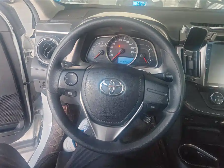Toyota RAV4 Rongfang 2019 2.0L CVT 2WD Pioneer Version China V фото 15