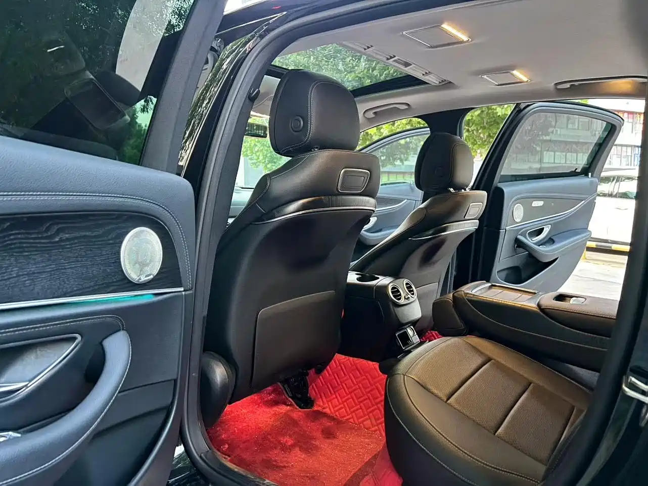 Mercedes-Benz E-Class 2019 E 200 L Sport фото 6