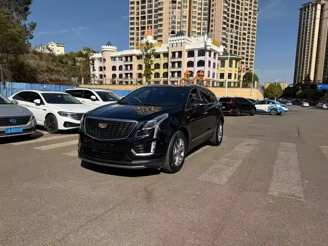 CADILLAC XT5