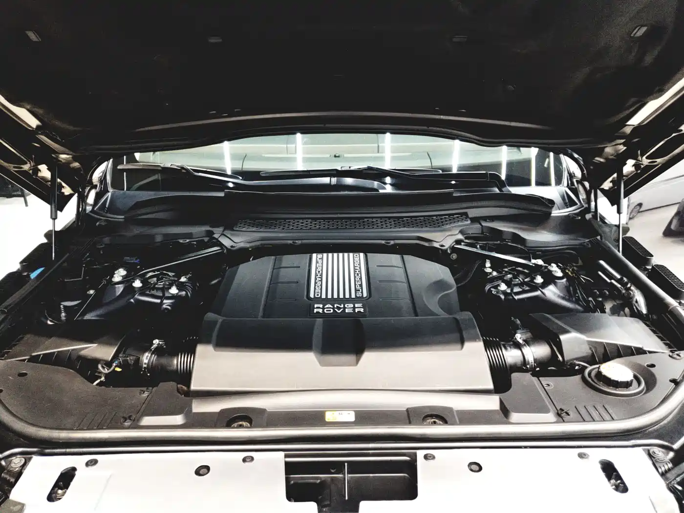 Land Rover Range Rover 2014 3.0 SC V6 Vogue фото 16