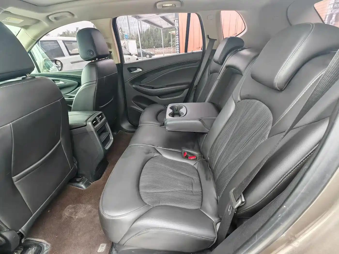Buick Envision Plus 2017 20T FWD Premium фото 8