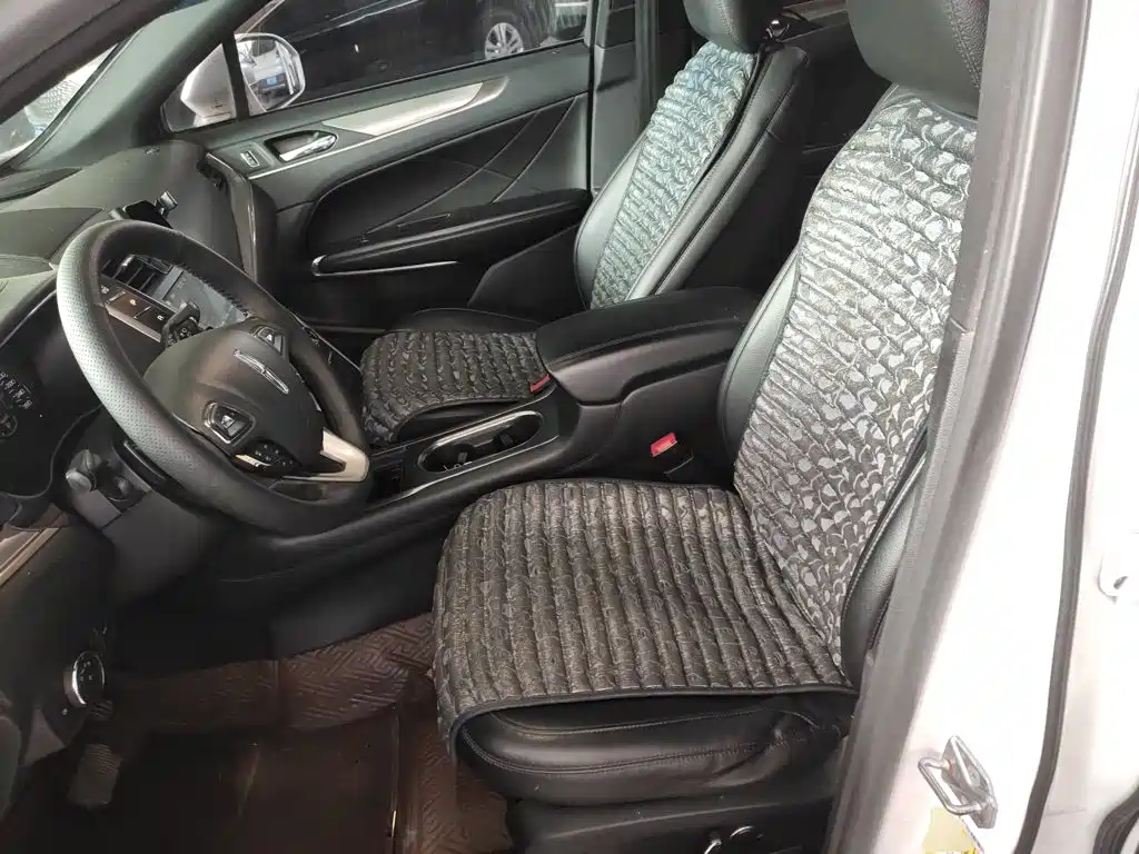 Фото 14 - Lincoln MKC