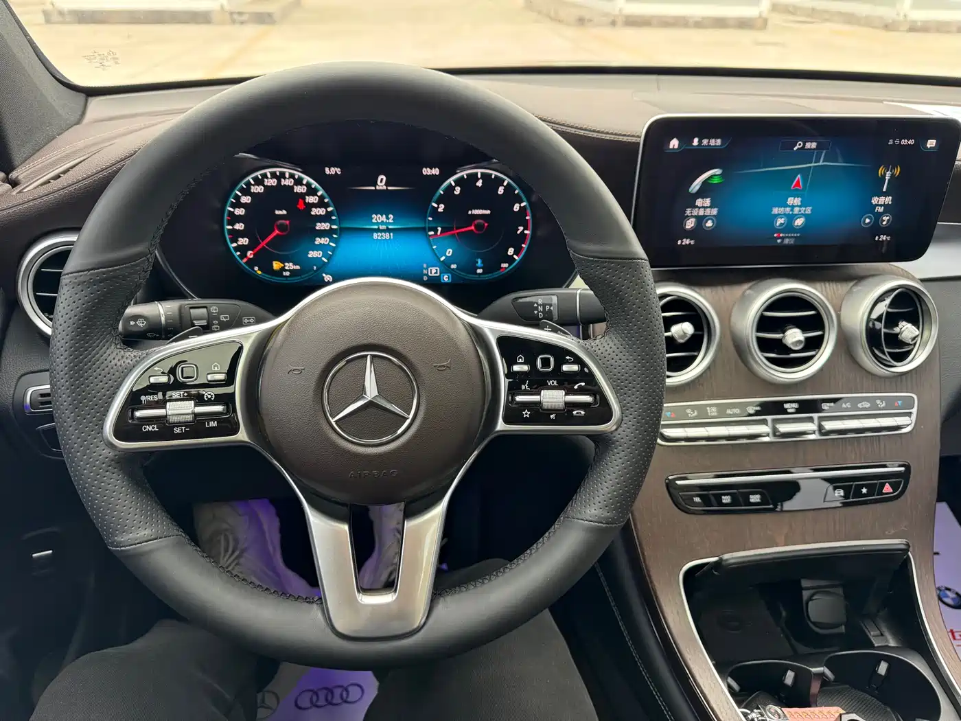 MERCEDES-BENZ GLC
