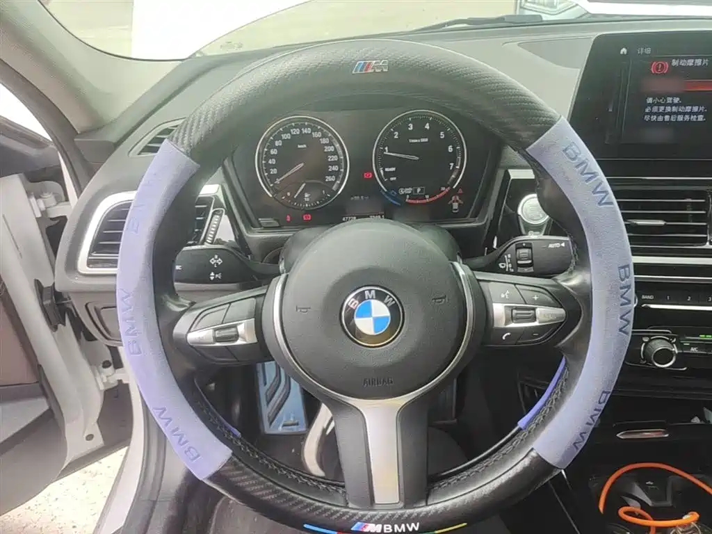 BMW 1 Series 2022 125i M Sport Shadow Edition фото 11