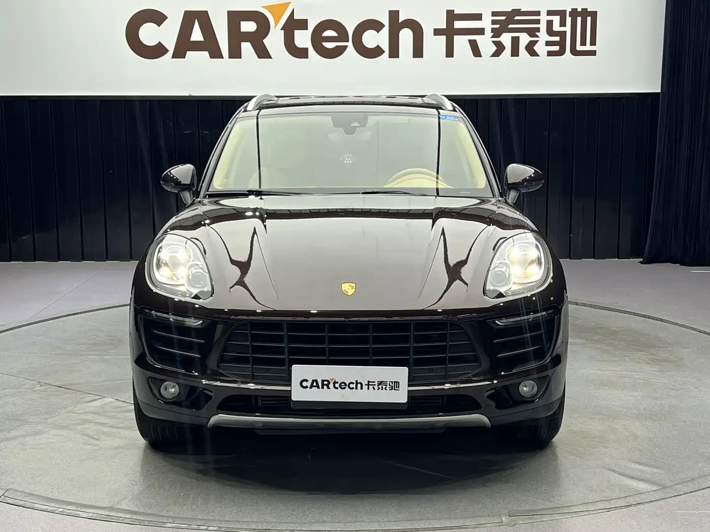 Porsche Macan 2017 Macan 2.0T фото 2