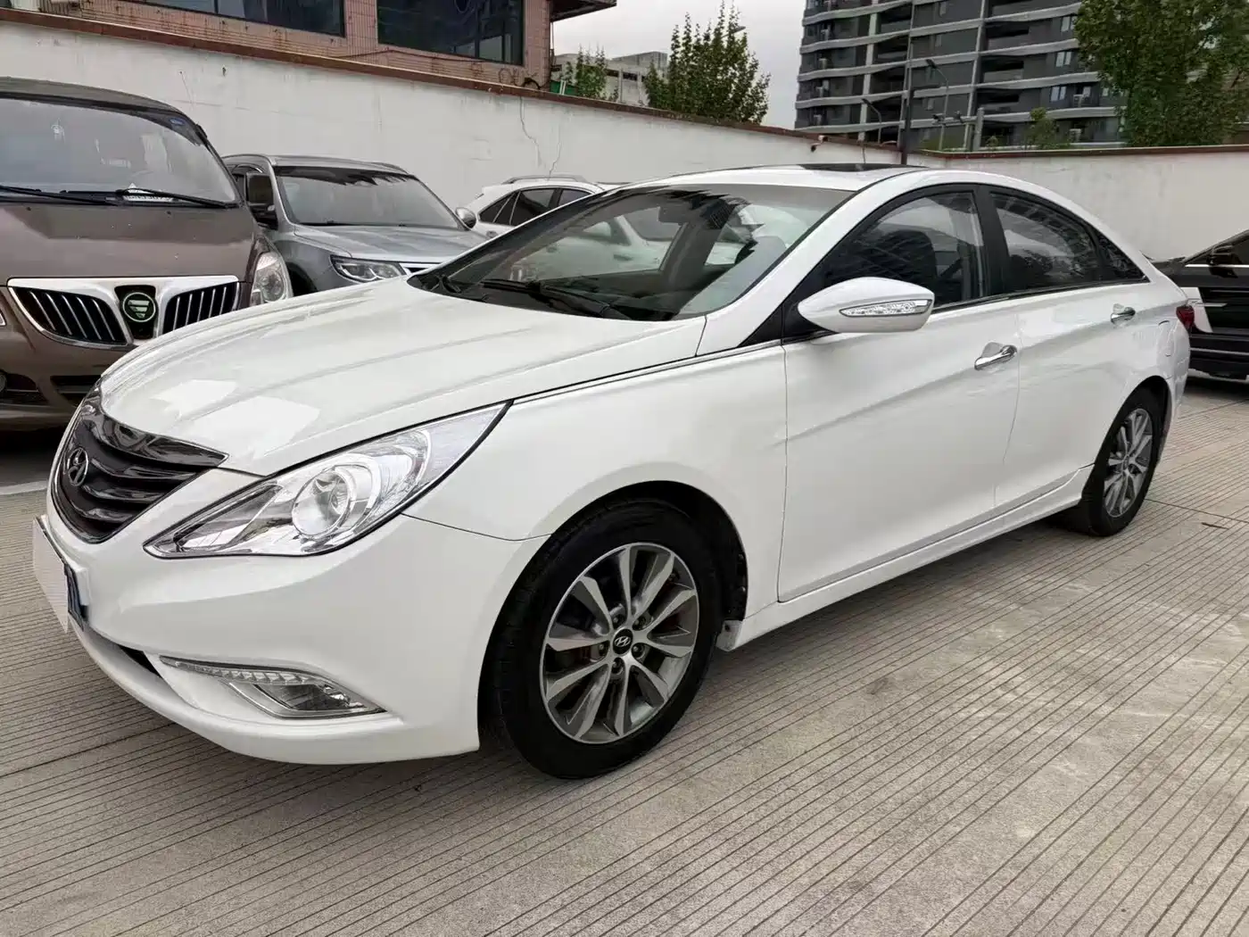 Hyundai Sonata 2013 2.0L Automatic Luxury Edition