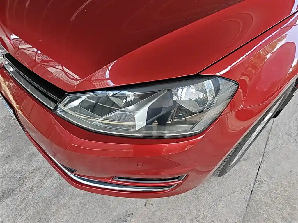 Volkswagen Golf 2017 230TSI Auto Comfort Millionth Anniversary Edition фото 24