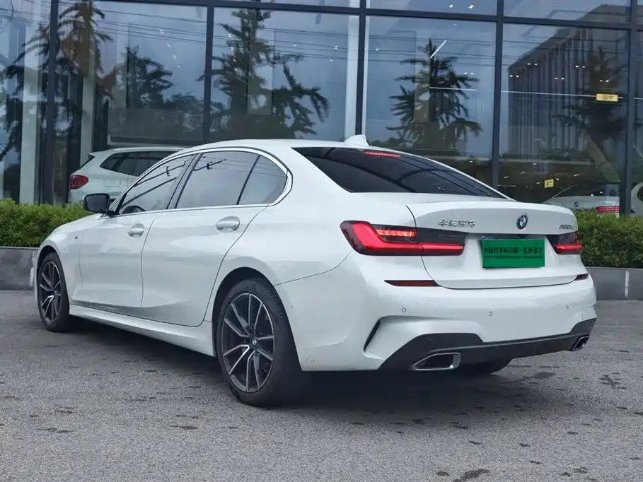 BMW 3 Series 2022 320Li M Sport Package фото 4