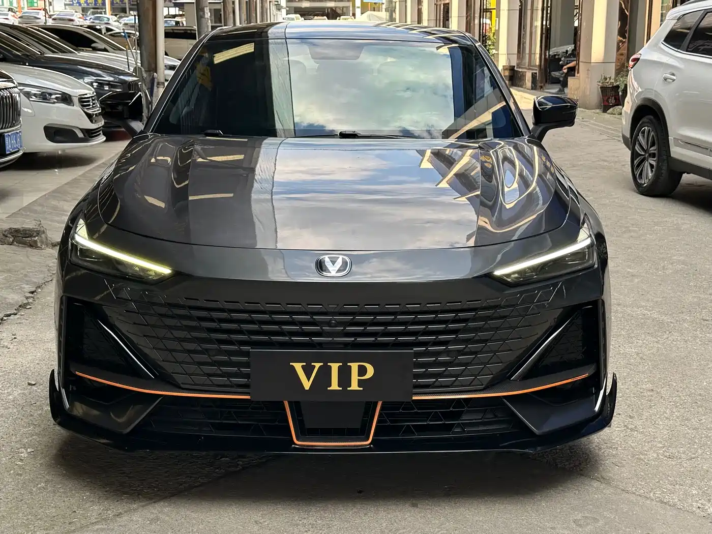 CHANGAN UNI-V