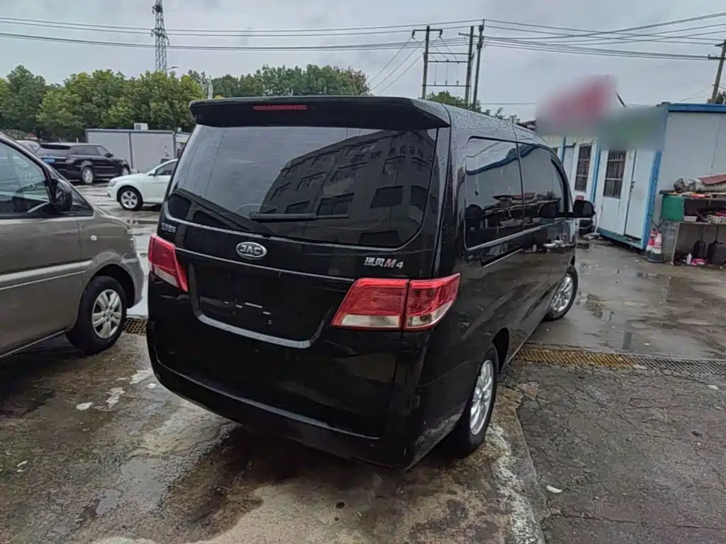 JAC Refine M4 2021 2021 2.0L Manual Business Travel Edition
