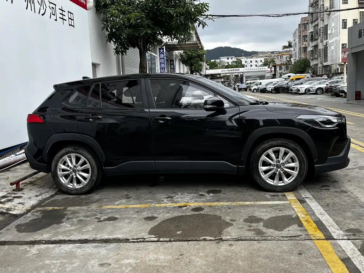 Toyota Corolla Cross 2023 2.0L Pioneer Edition фото 5