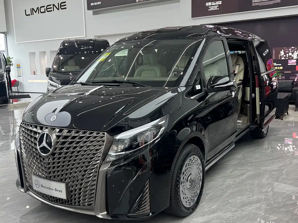 Mercedes-Benz V-Class 2024 V 300 L Long Wheelbase Premium