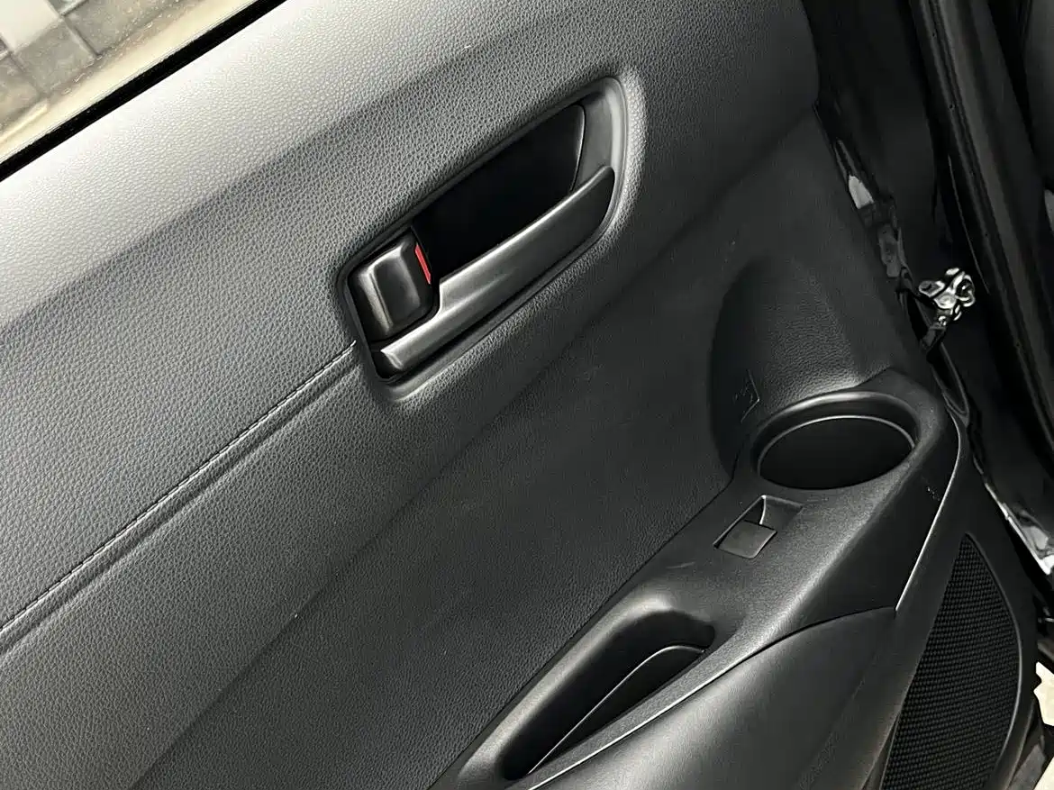 Toyota Corolla Cross 2023 2.0L Pioneer Edition фото 25