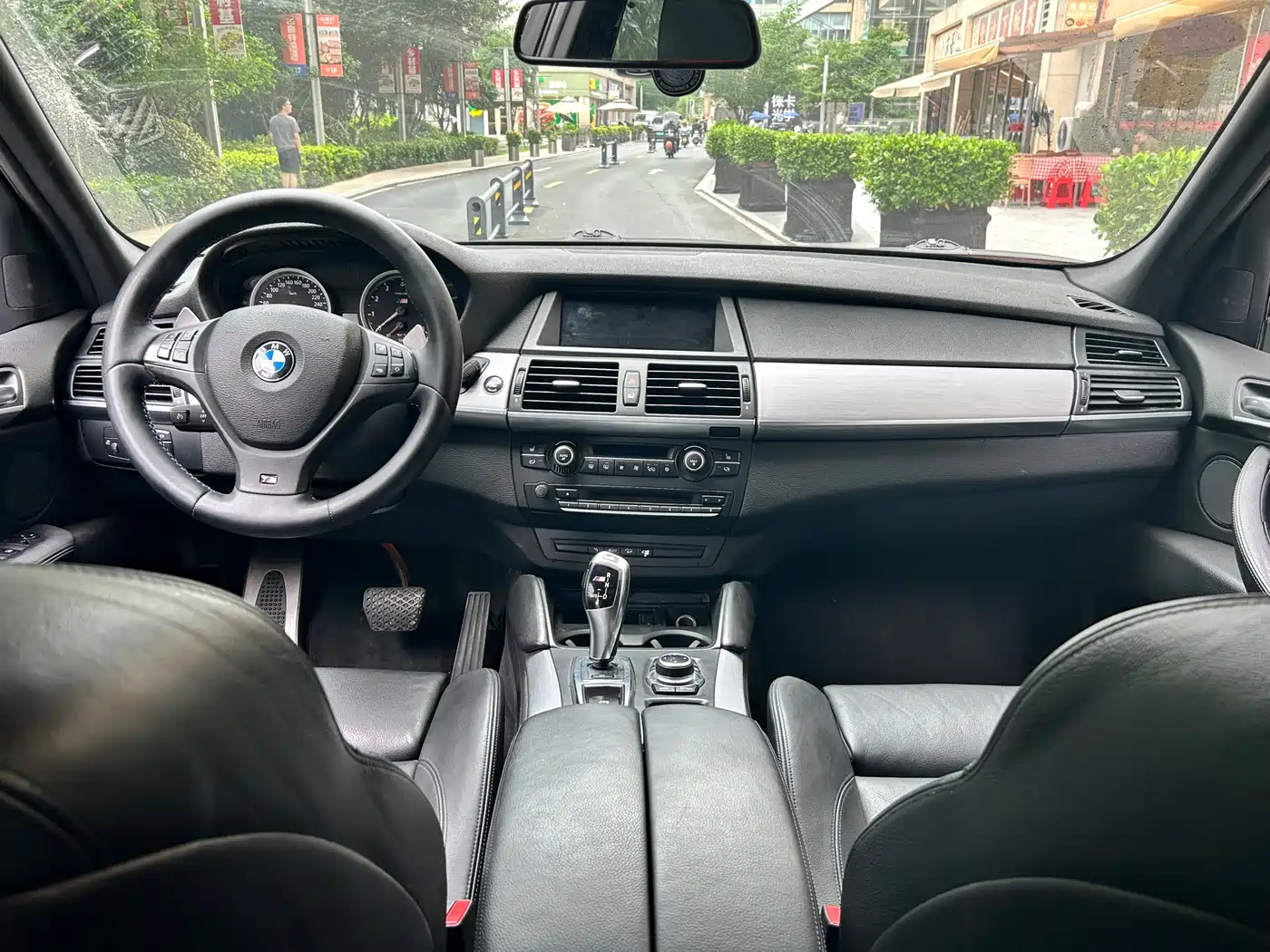 BMW X5 M 2010 X5 M фото 16