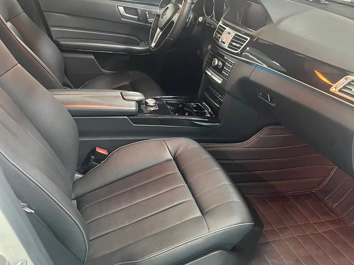 Mercedes-Benz E-Class 2015 E 260 L Sport фото 14