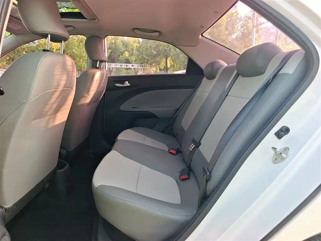 Kia Huan Chi 2019 1.4L Automatic Smart Value Edition China VI фото 17