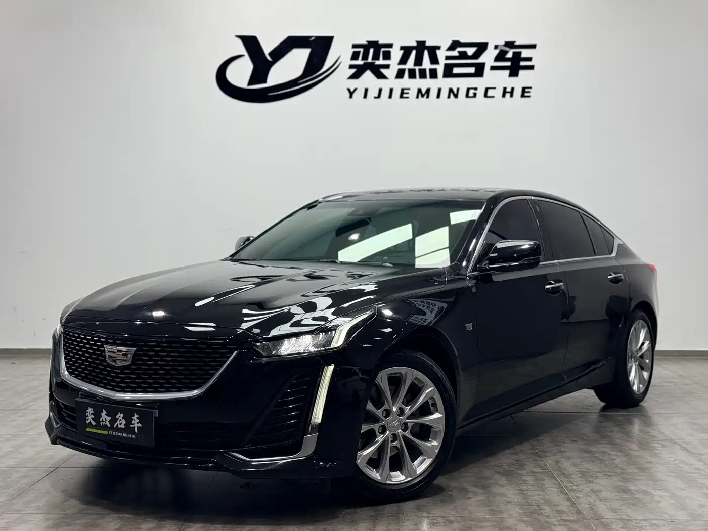 CADILLAC CT5