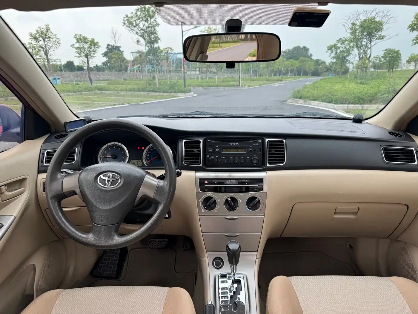 Toyota Corolla 2013 1.6L Automatic Excellence Edition фото 15