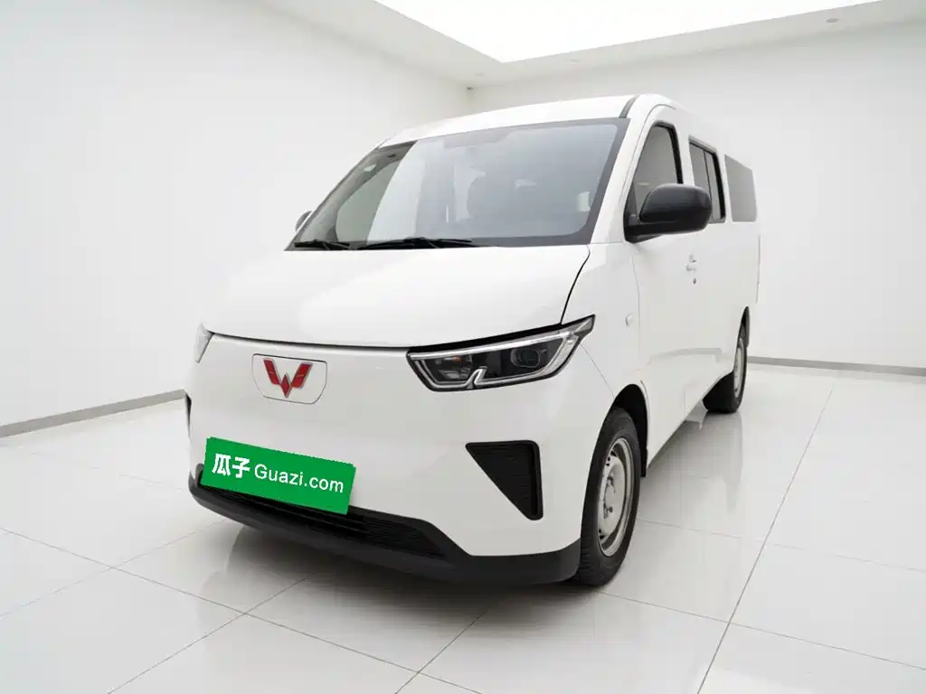 Wuling Motors Wuling Yangguang 2025 2024 300KM Comfort Bus Version 75kW