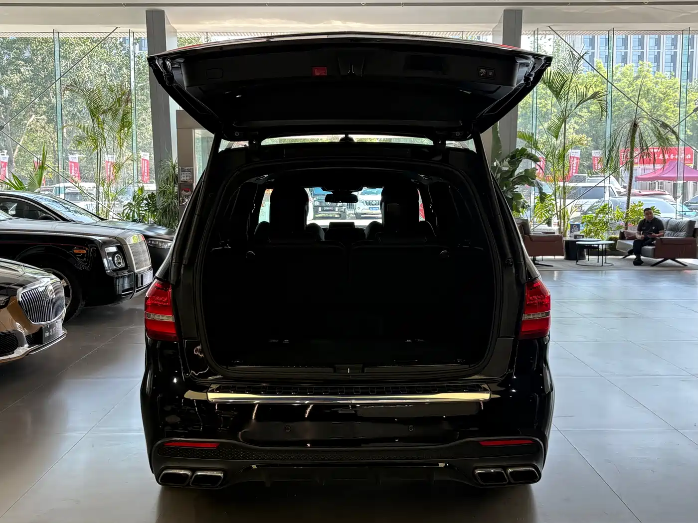 Mercedes-Benz GLS AMG 2016 AMG GLS 63 4MATIC фото 23