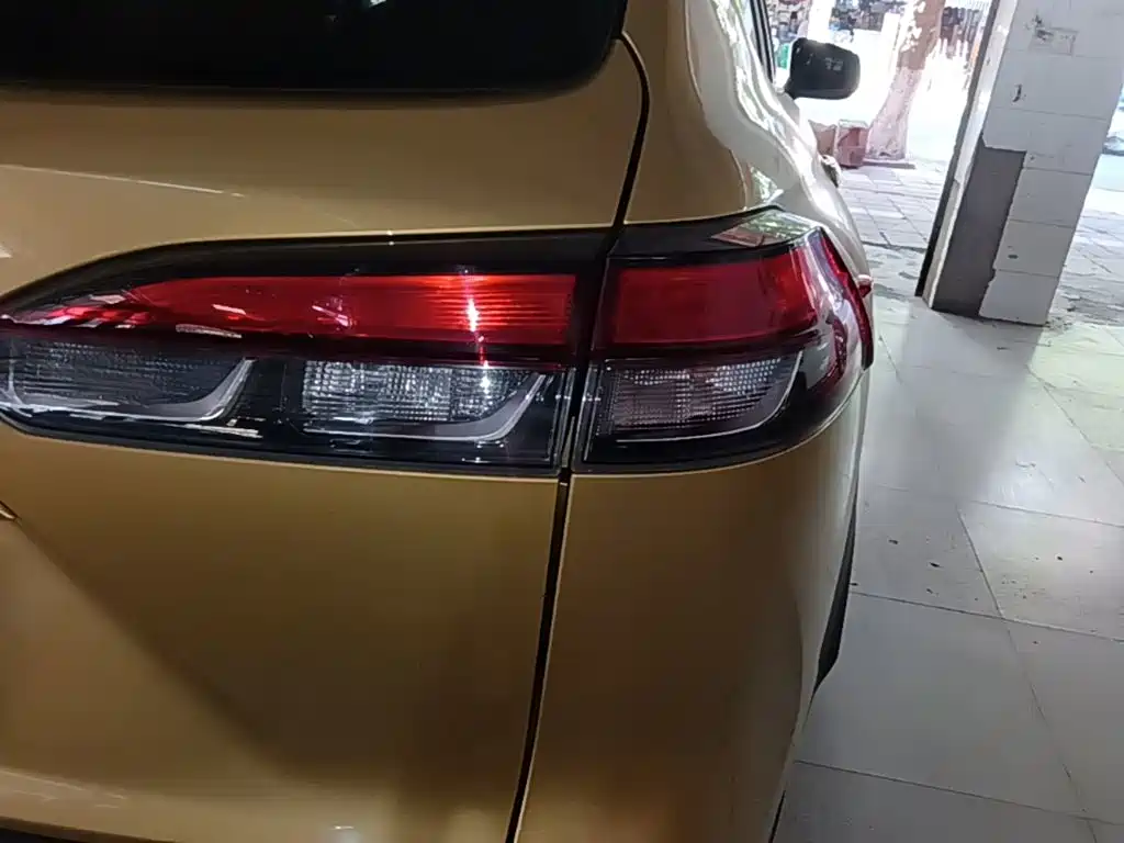 Toyota Frontlander 2022 2022 2.0L CVT Luxury PLUS Edition