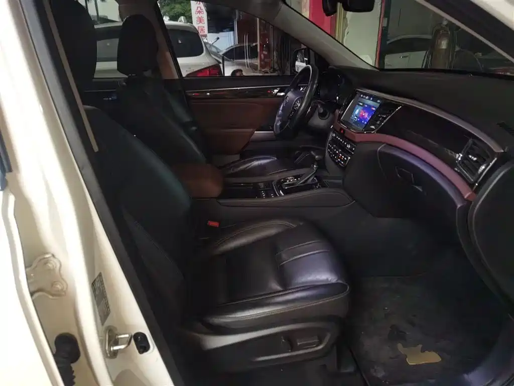 GAC Trumpchi Trumpchi GS8 2017 320T 2WD Luxury Smart Connect (7-seater) фото 25